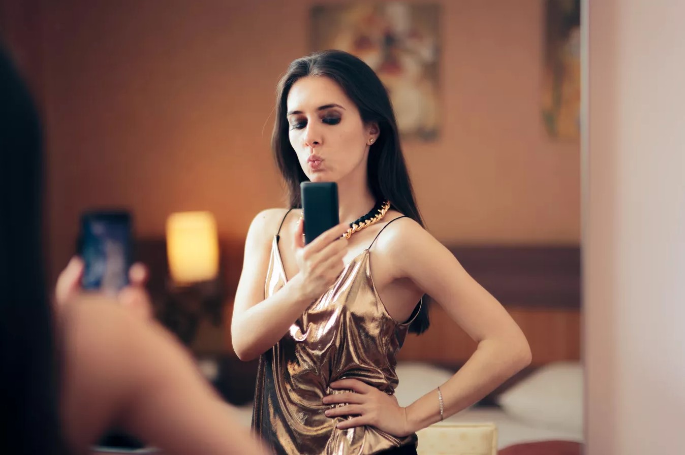 Read more about the article Hoe Herken Je De Vrouwelijke Narcist?